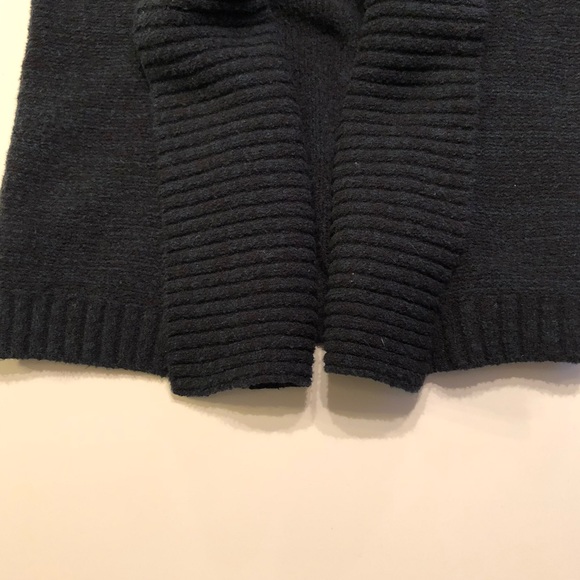 Loft Sweater Vest - Picture 4 of 4